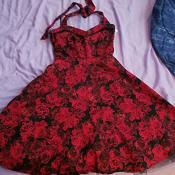 Hot Topic Dresses & Skirts - Rose dress